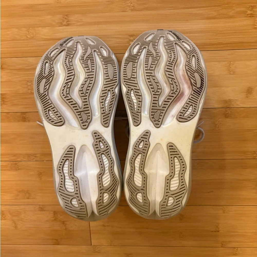 Brooks Women’s Glycerin Max Running Shoes- Size 8.5 - Picture 7 of 9